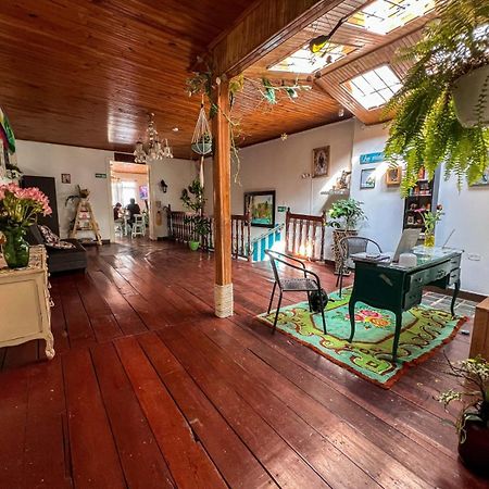 Bed and Breakfast Casa Madre Tierra Src Санта-Роса-де-Кабаль Экстерьер фото