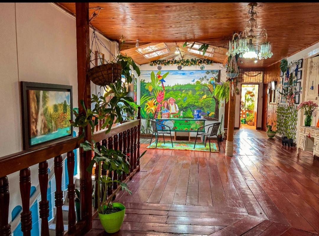 Bed and Breakfast Casa Madre Tierra Src Санта-Роса-де-Кабаль Экстерьер фото