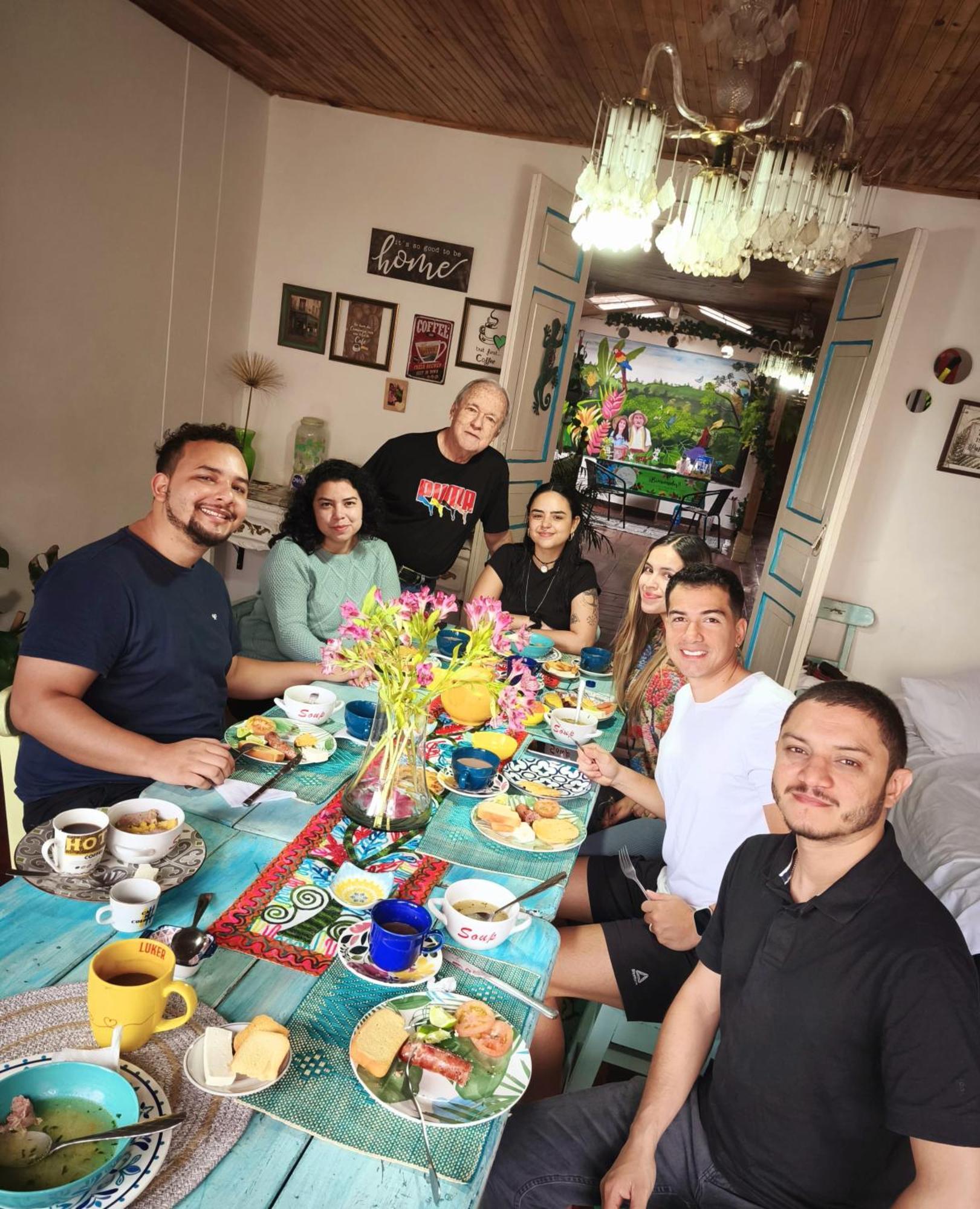 Bed and Breakfast Casa Madre Tierra Src Санта-Роса-де-Кабаль Экстерьер фото